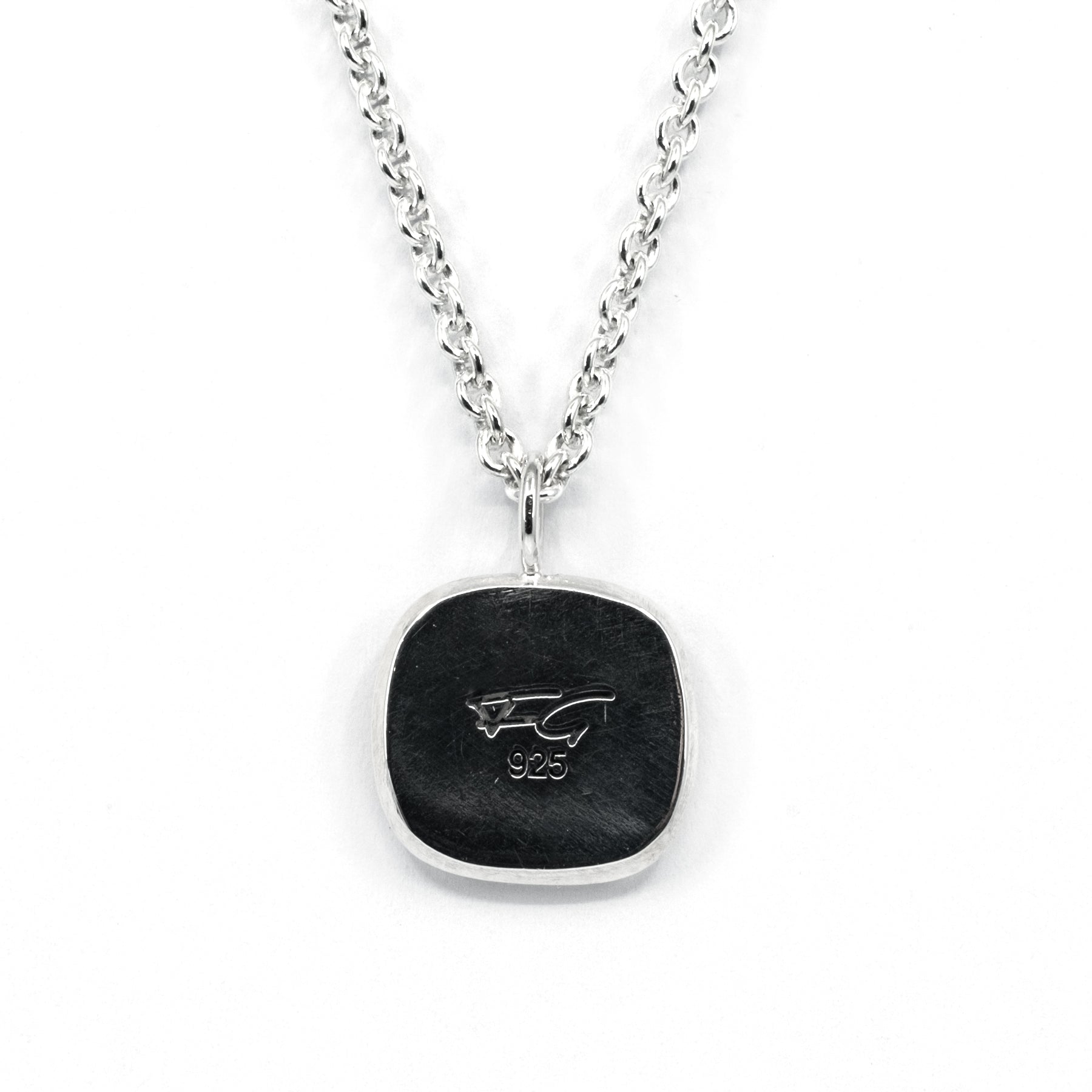 BLACK BIRD ENGRAVED PENDANT