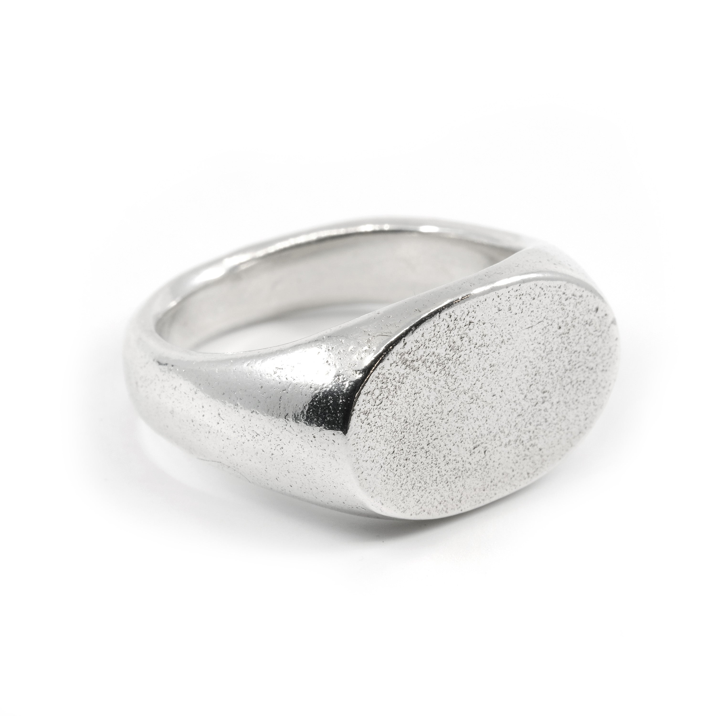 LANDSCAPE OVAL SIGNET