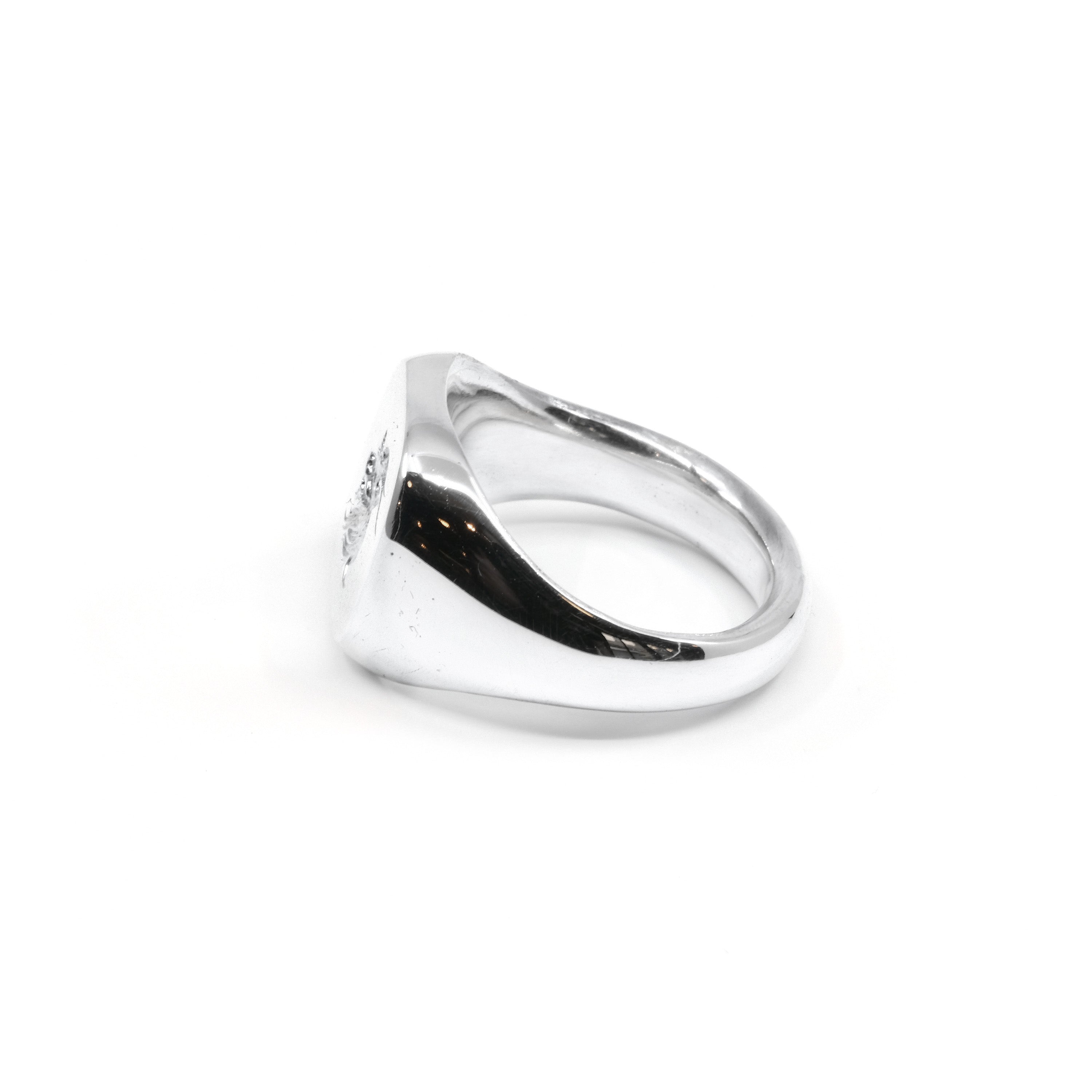 BLACK BIRD SIGNET