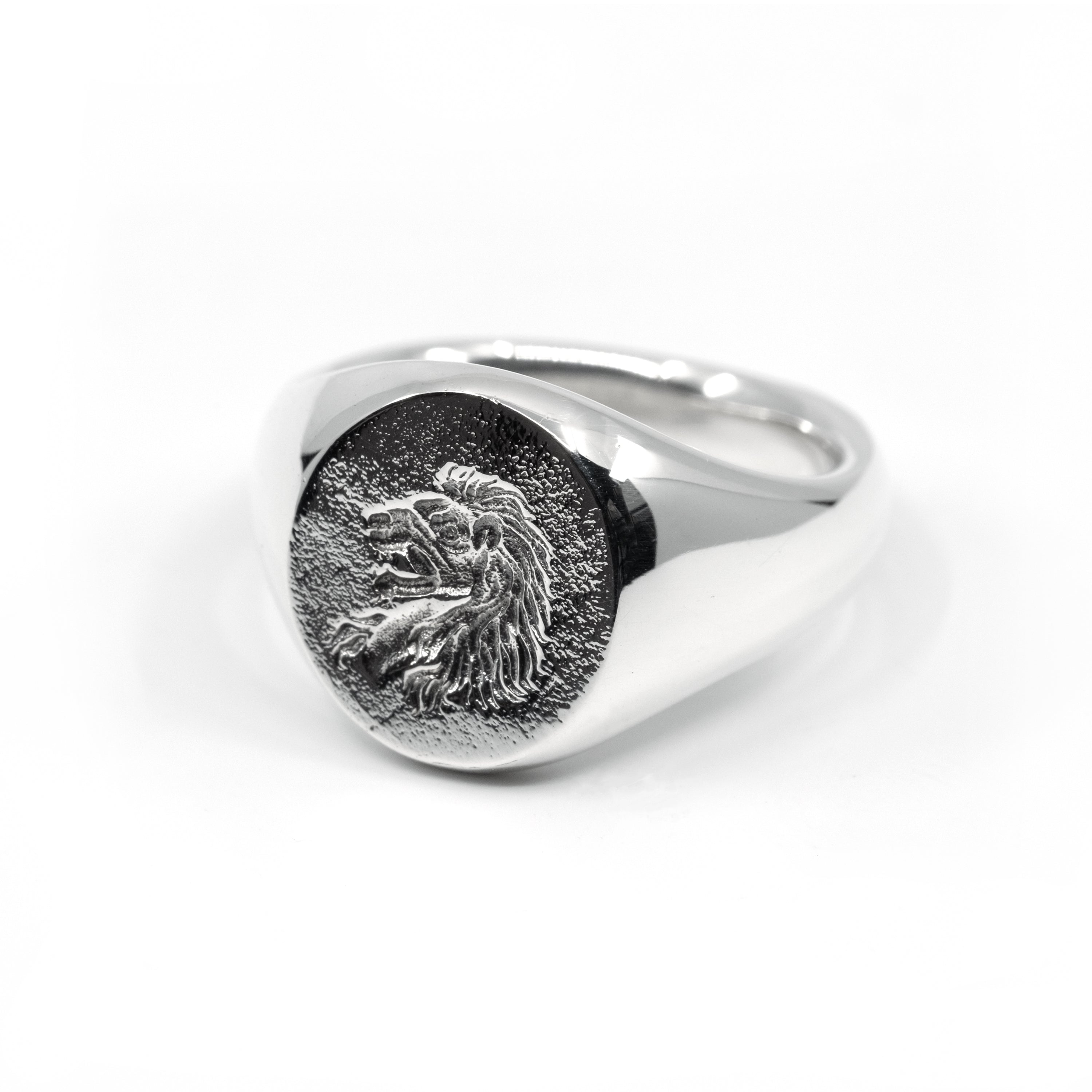 LION SIGNET