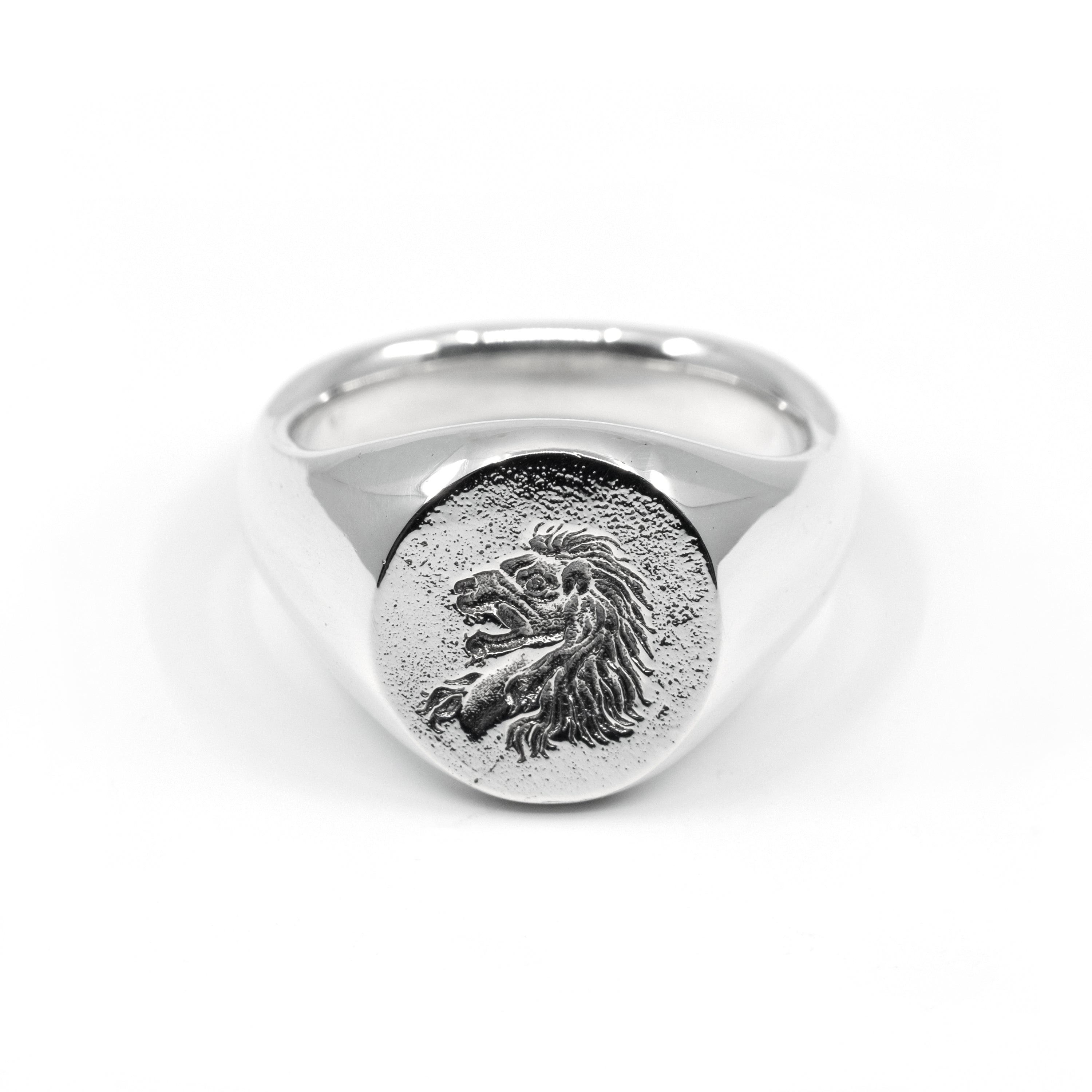 LION SIGNET
