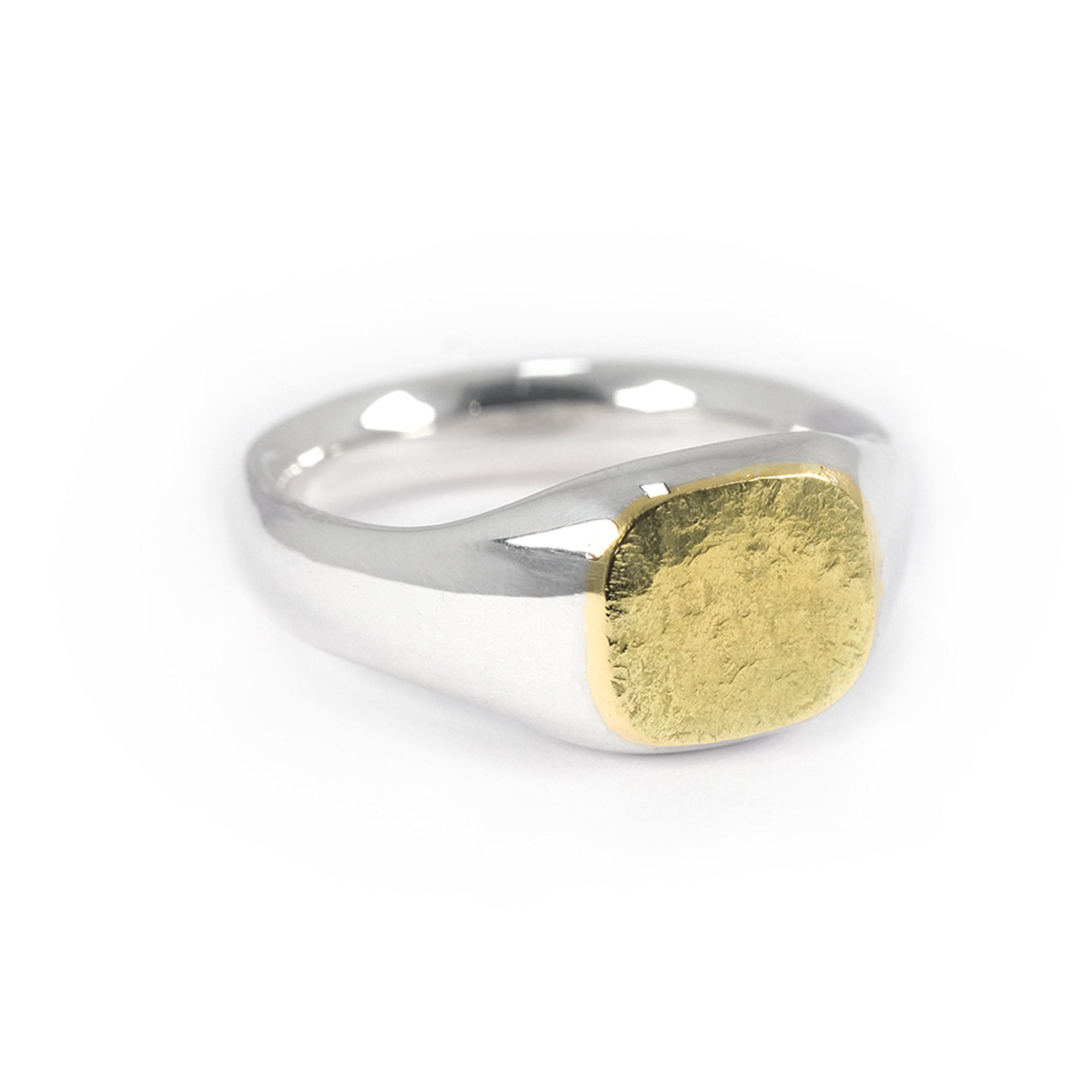 SMALL GOLD TOP CUSHION SIGNET