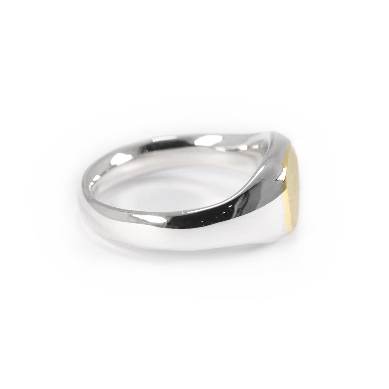 SMALL GOLD TOP CUSHION SIGNET