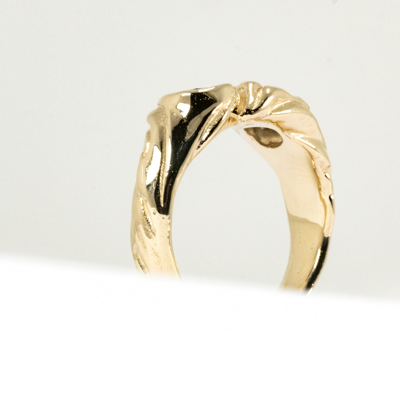 GOLD TOI ET MOI MONTANA SAPPHIRE WITH GREY DIAMOND