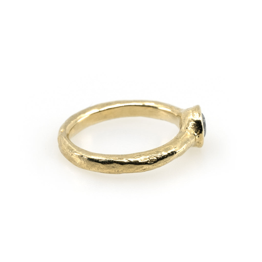 ROUND DIAMOND RING