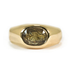 GOLD SIGNET WITH A BROWN AND AMBER INCLUDED SAPPHIRE