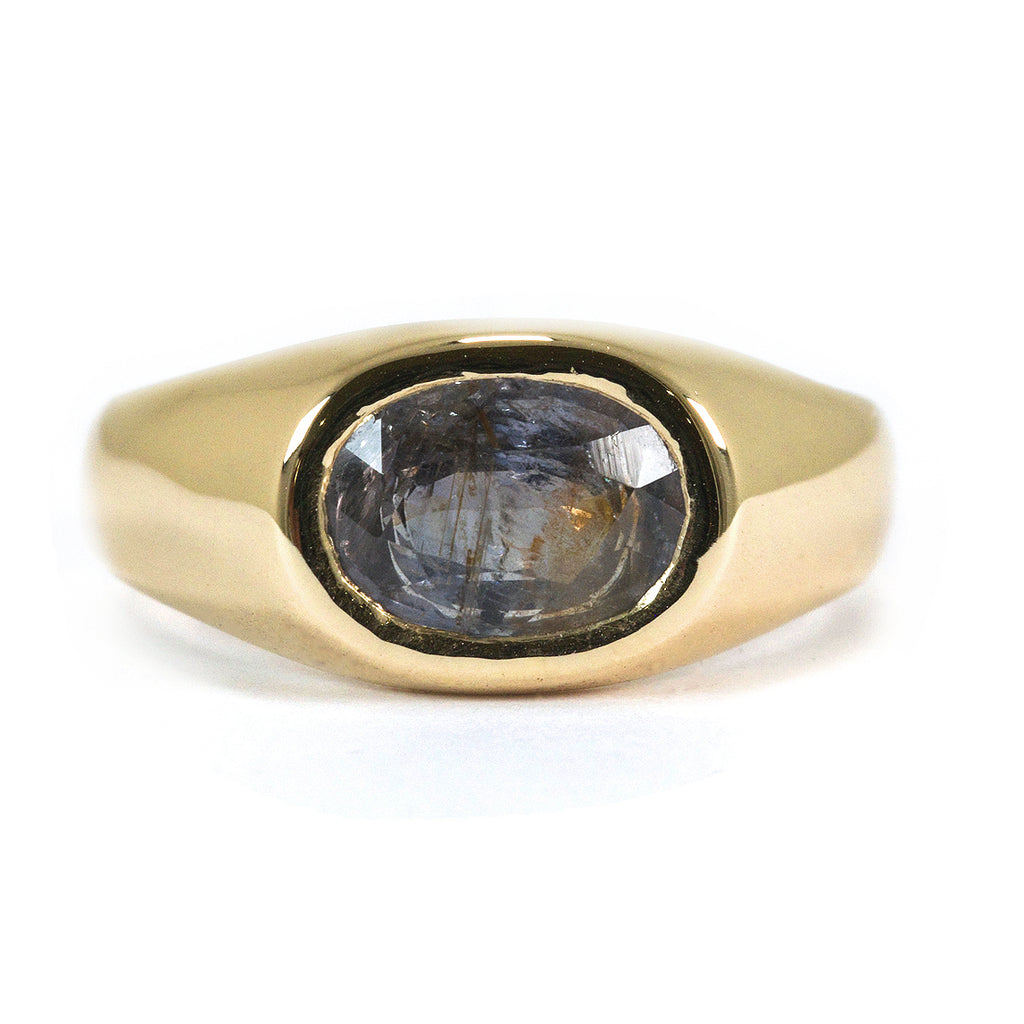 GOLD SIGNET WITH INCLUDED PURPLE SAPPHIRE