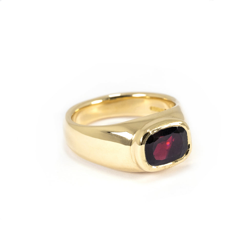 MINI FULL GOLD BEZEL GARNET