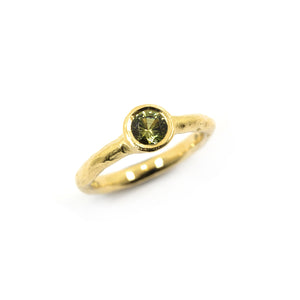 ROUND GREEN SAPPHIRE GOLD