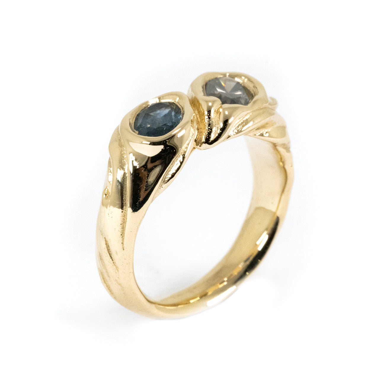 GOLD TOI ET MOI MONTANA SAPPHIRE WITH GREY DIAMOND