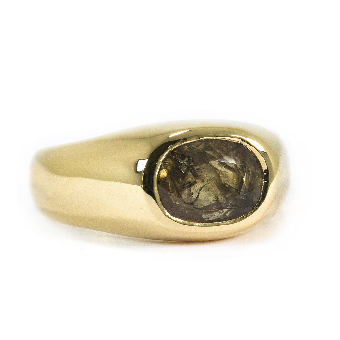 GOLD SIGNET WITH A BROWN AND AMBER INCLUDED SAPPHIRE