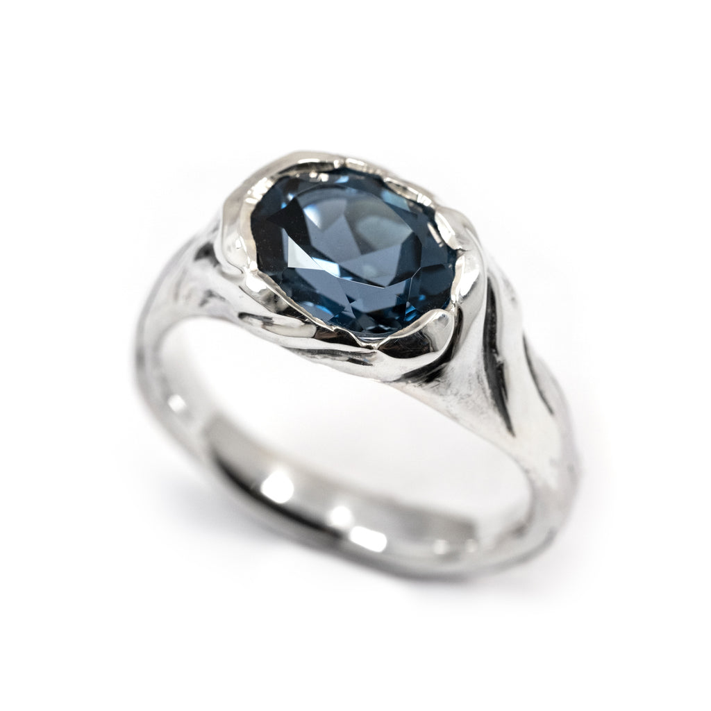 RAGLAN SILK RING LONDON BLUE TOPAZ