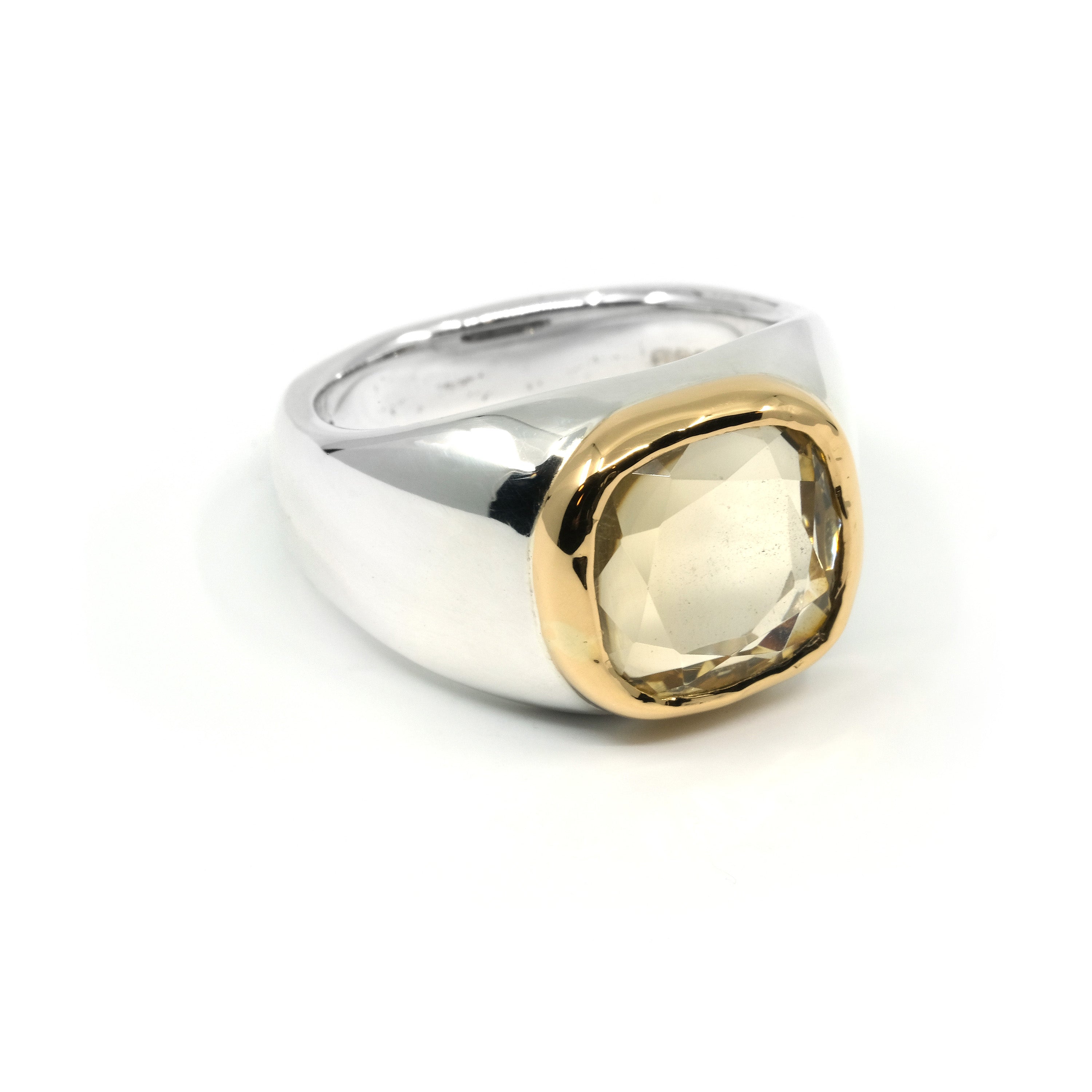 GOLD BEZEL CITRINE