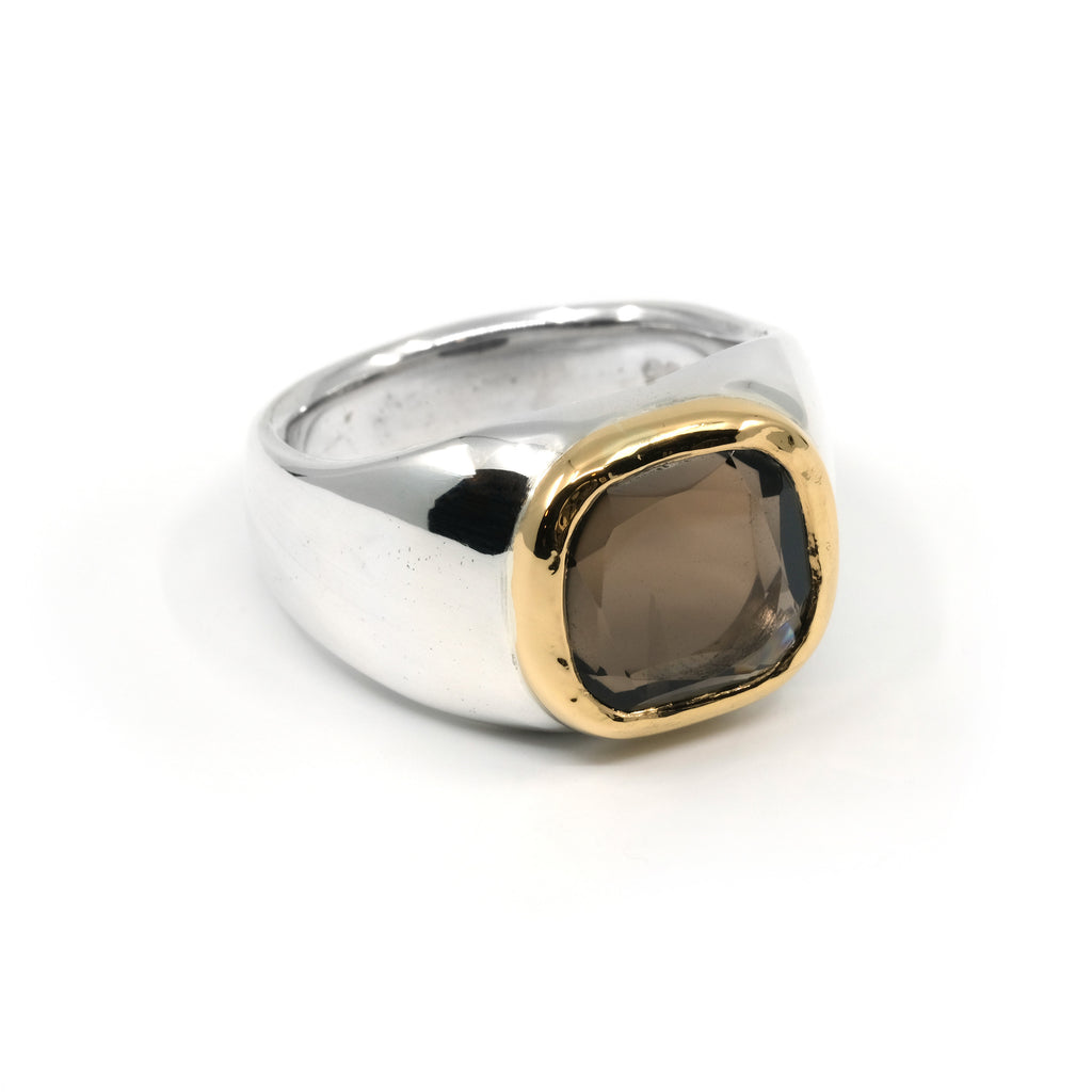 GOLD BEZEL SMOKEY QUARTZ