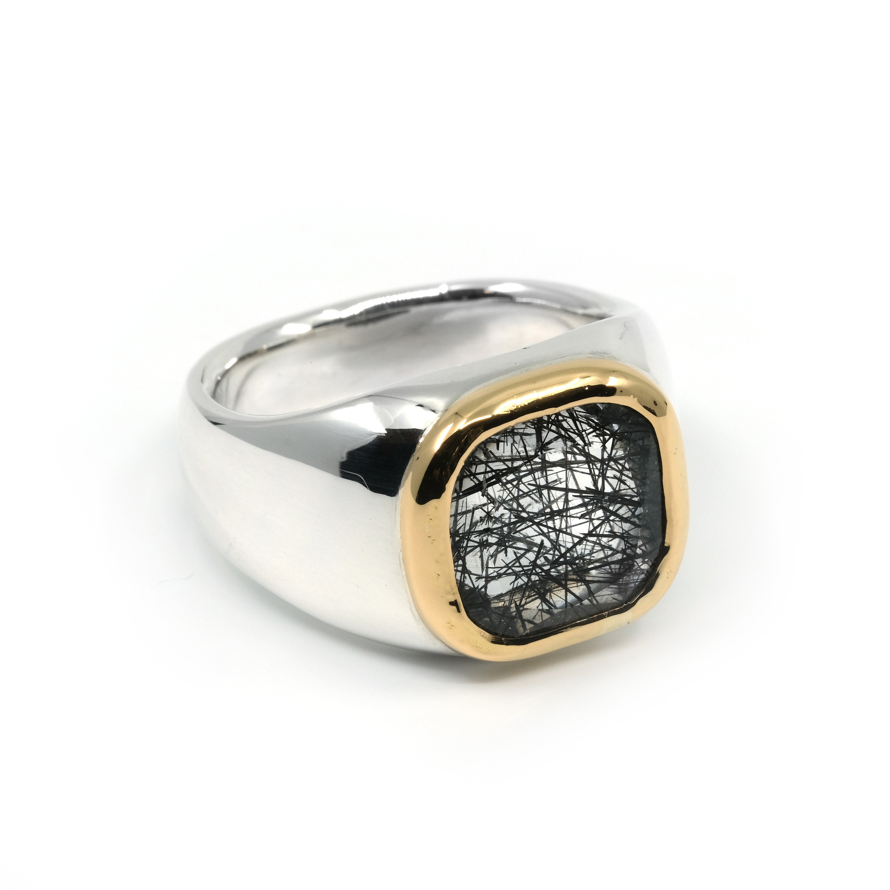 GOLD BEZEL TOURMALATED QUARTZ