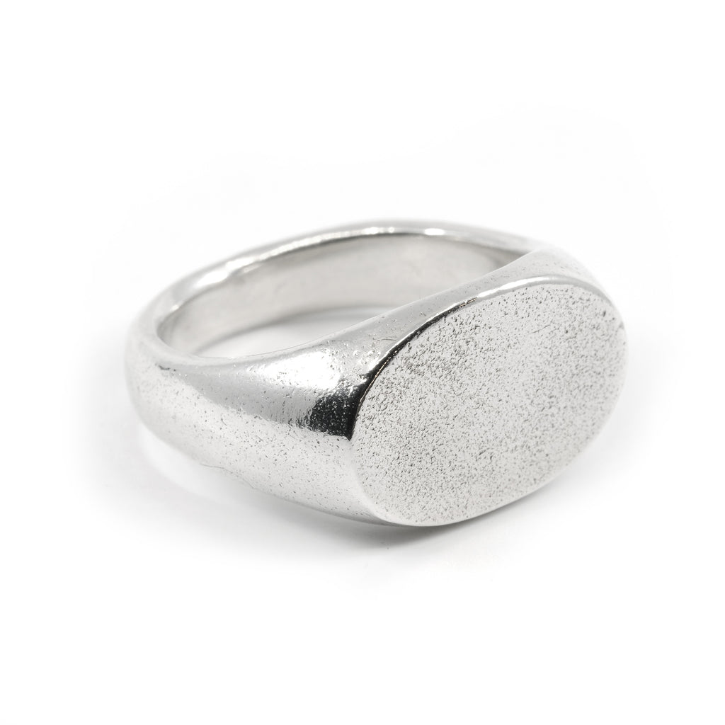 LANDSCAPE OVAL SIGNET
