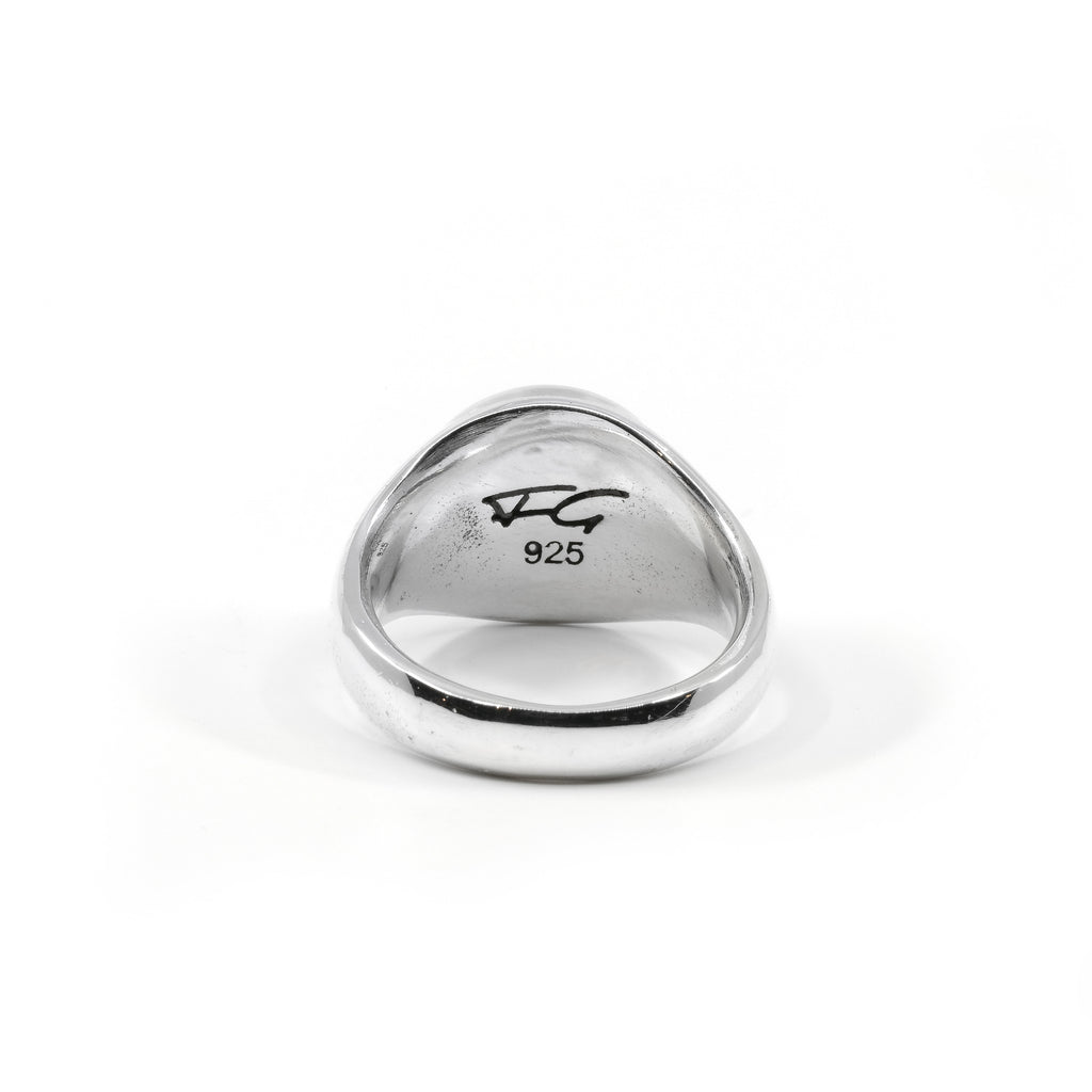 ROUND ONYX SIGNET