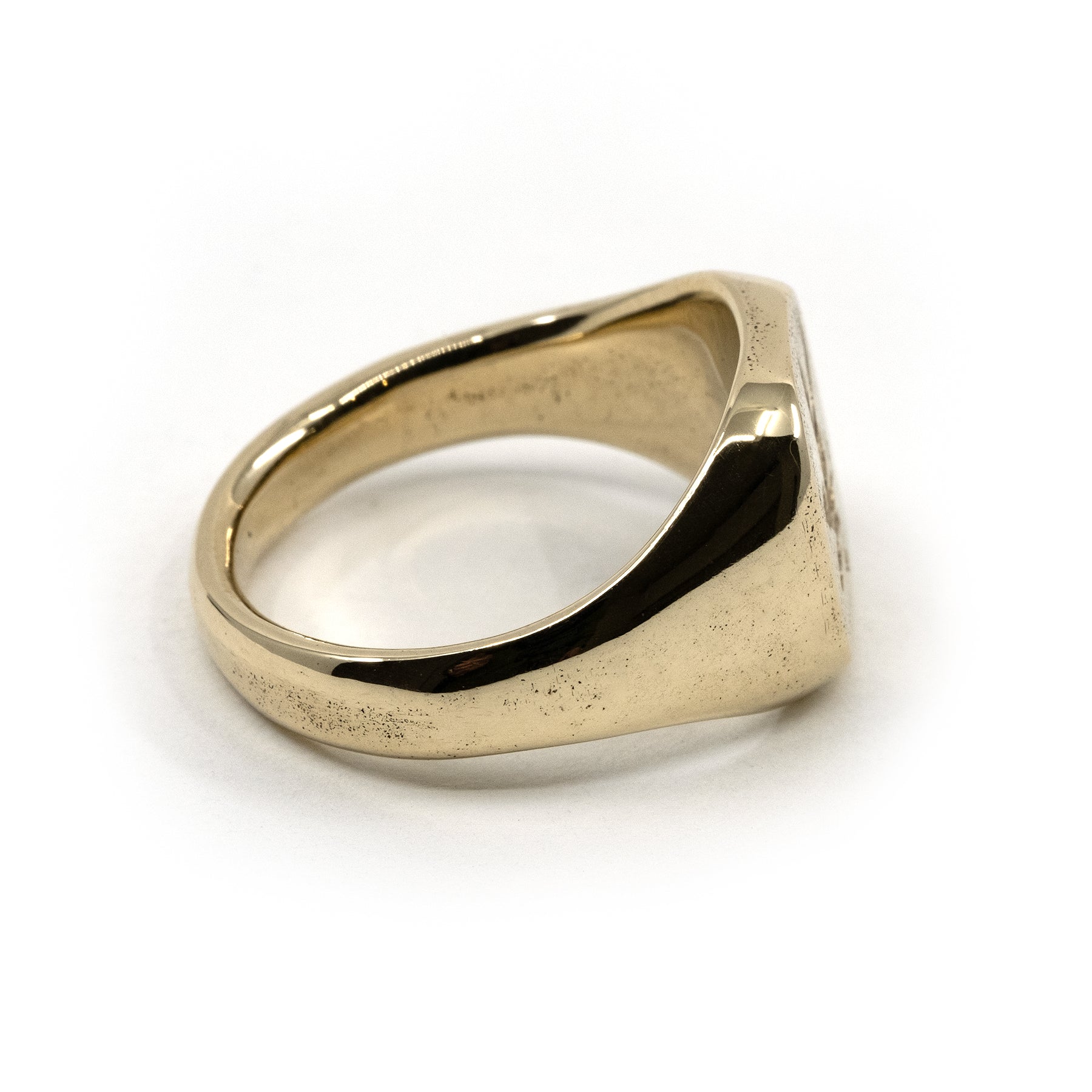 BLACK BIRD SIGNET GOLD