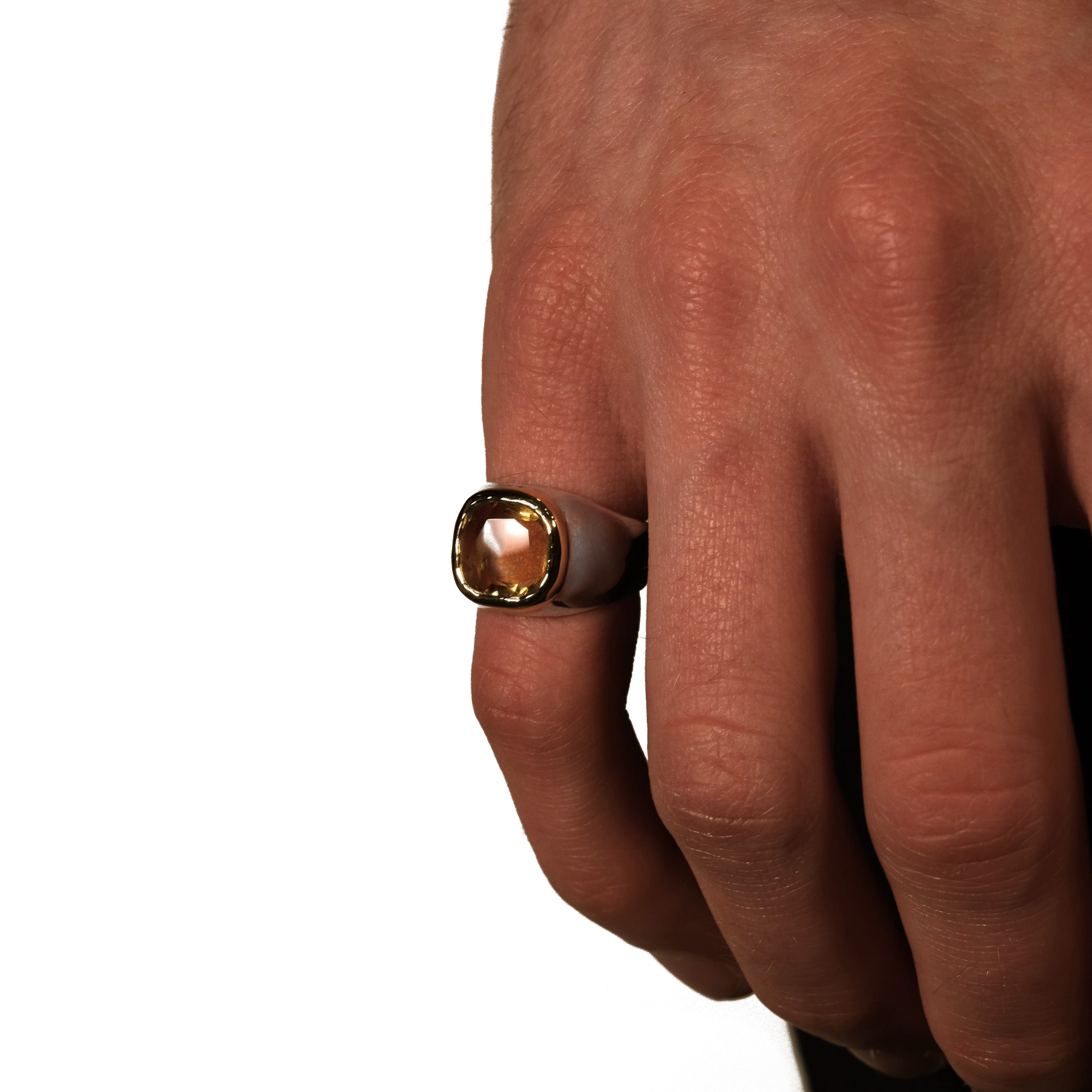GOLD BEZEL CITRINE