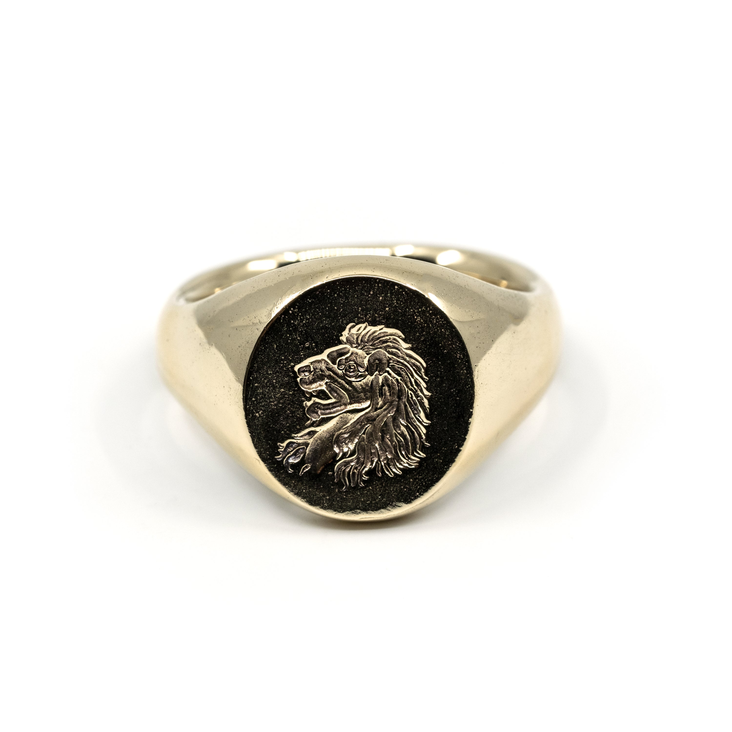 LION SIGNET GOLD