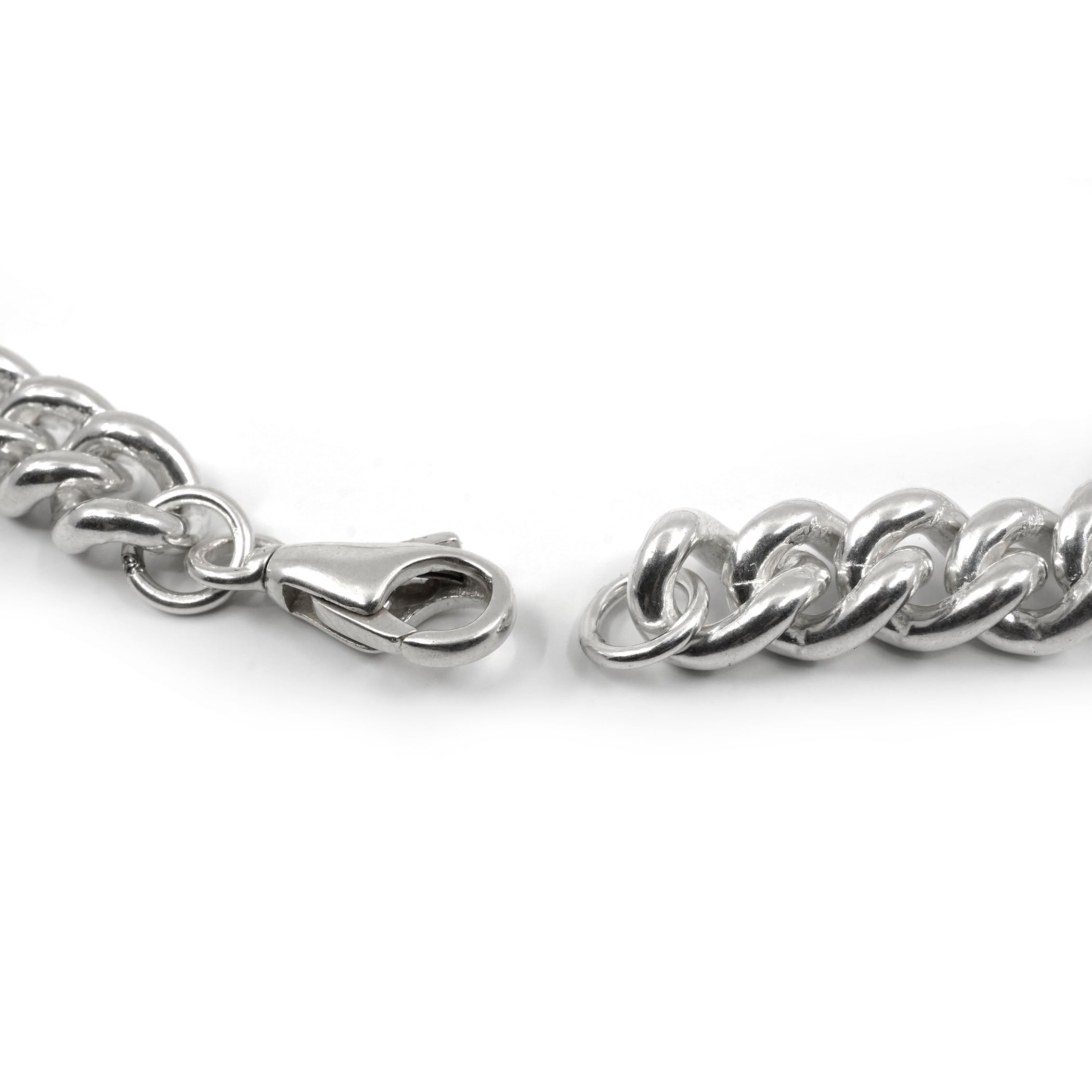 THICK CURB BRACELET